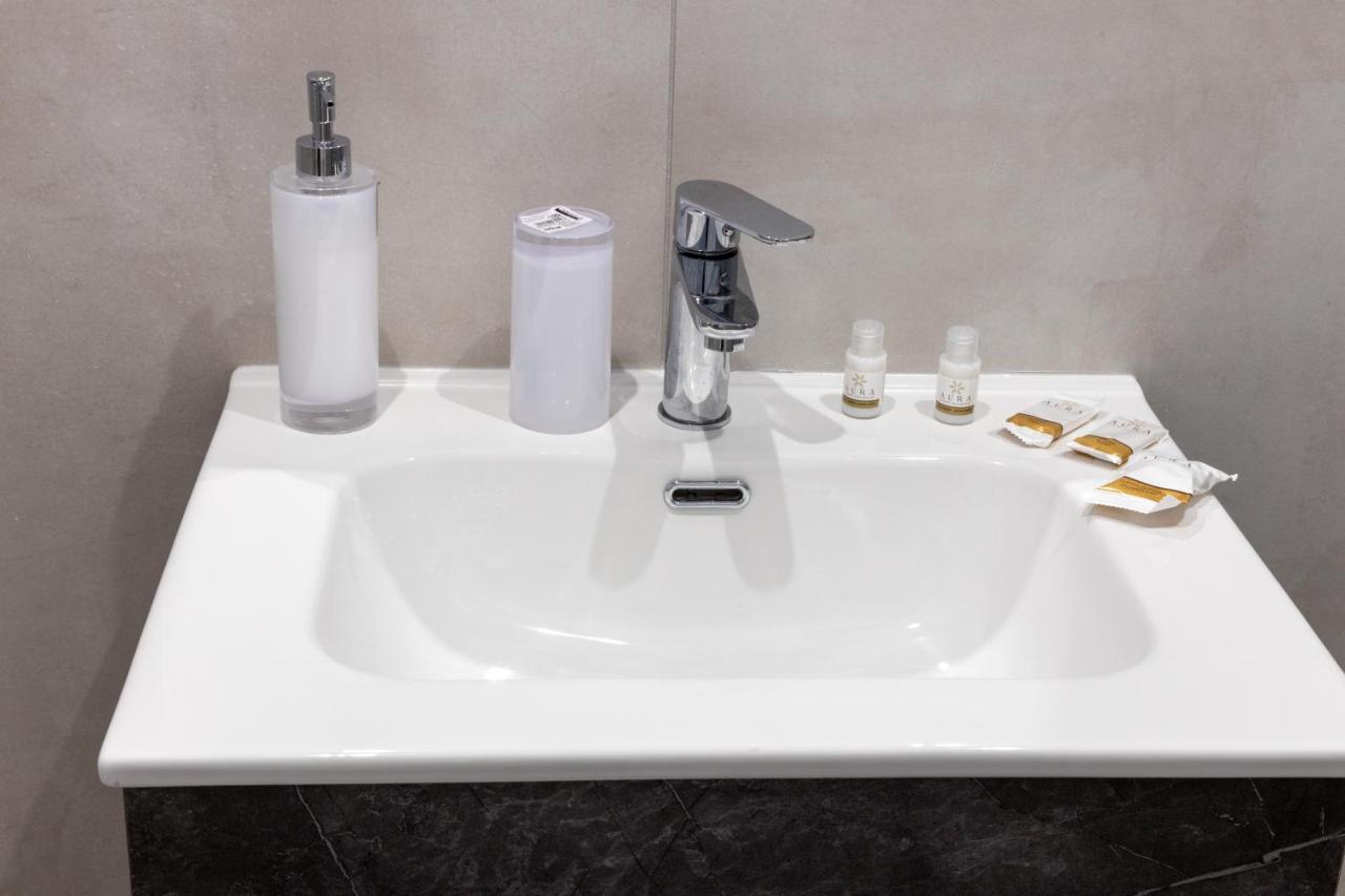 Partenope Guest House Наполи Екстериор снимка