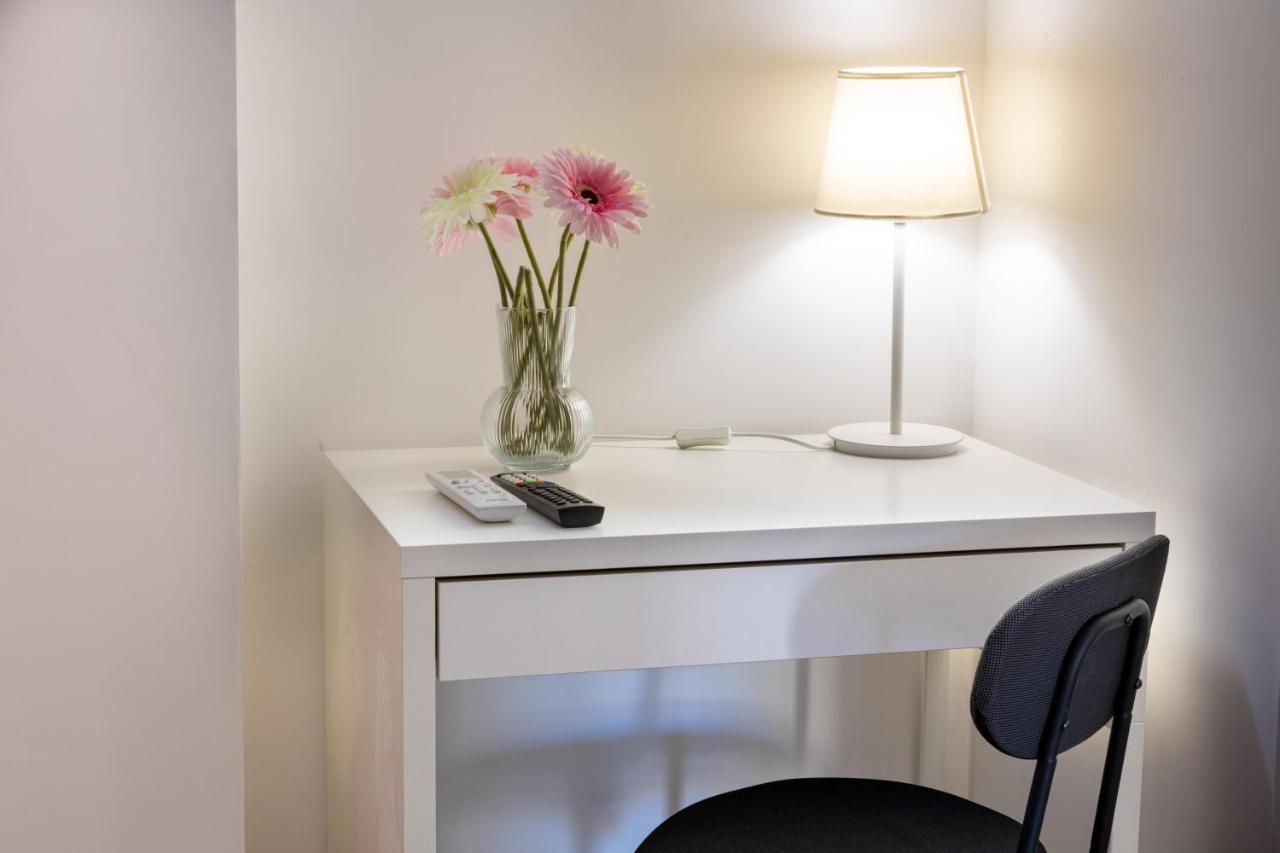 Partenope Guest House Наполи Екстериор снимка