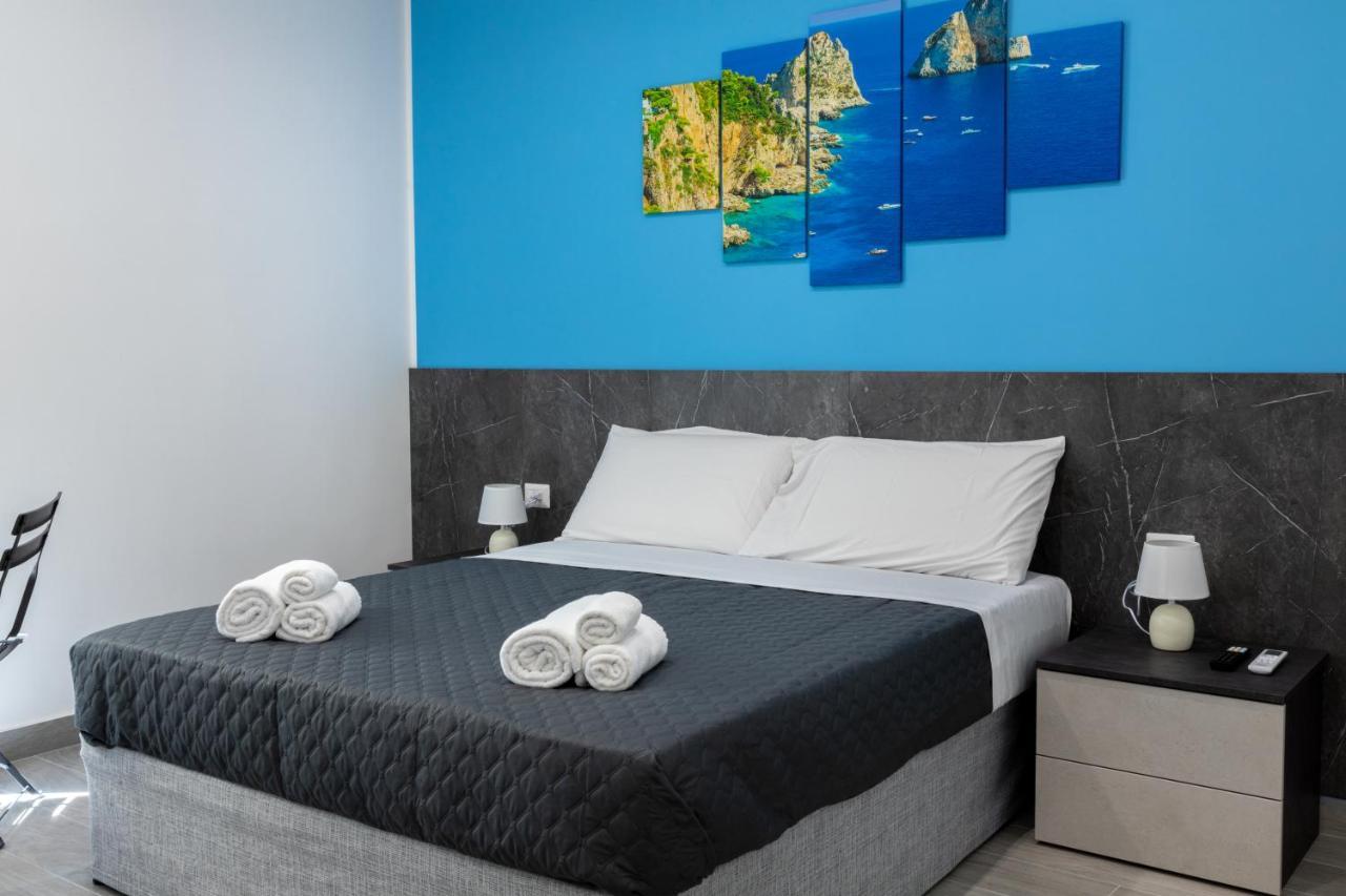 Partenope Guest House Наполи Екстериор снимка