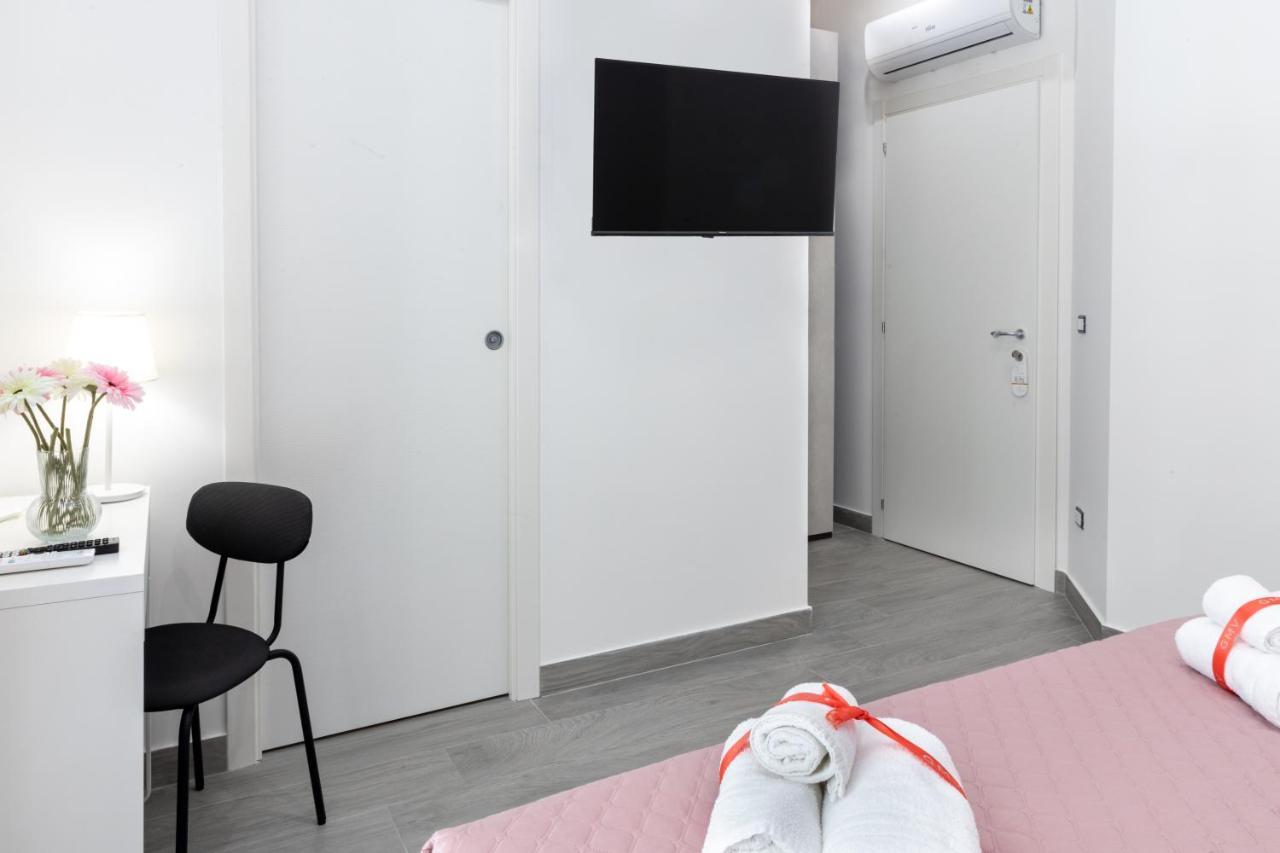 Partenope Guest House Наполи Екстериор снимка